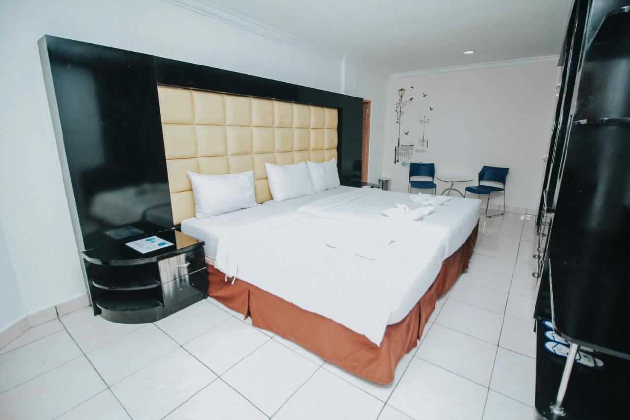 Hotel New Lilik Magelang Eksteriør bilde